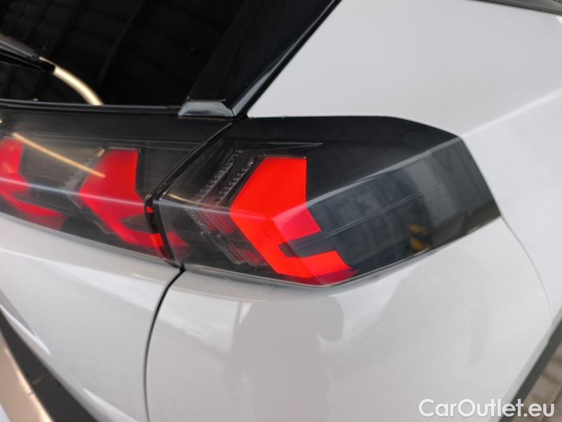  Peugeot  2008  (P1) (2019)  1.5BHDi 110 ALLURE #21