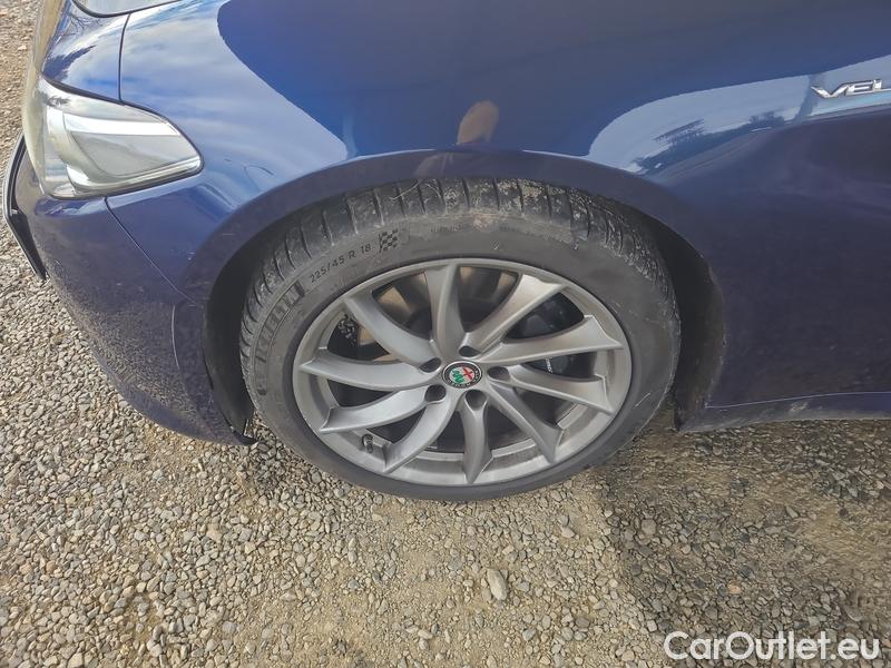  Alfa Romeo  Giulietta Giulia (952) (2016) Giulia 2.2Die210 Veloce AWD AT #1