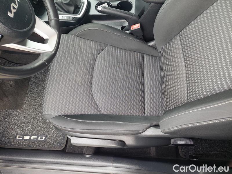  KIA  Cee'd Ceed Sportswagon (2018->) Ceed SW 1.5 T-GDI 118 Top #6