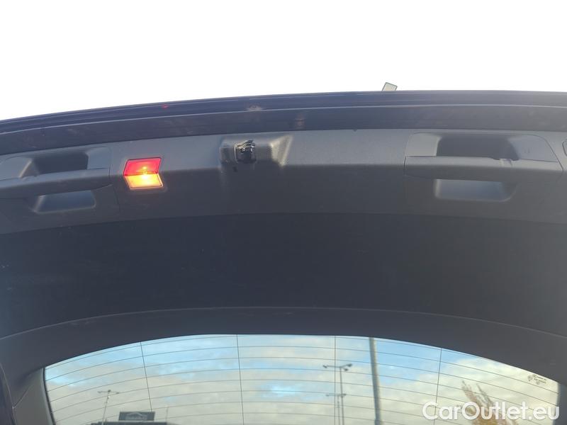  Mercedes  E-Klasse  T Model (BM  213)(2016) E kombi 300 d 4M AT 5d #20