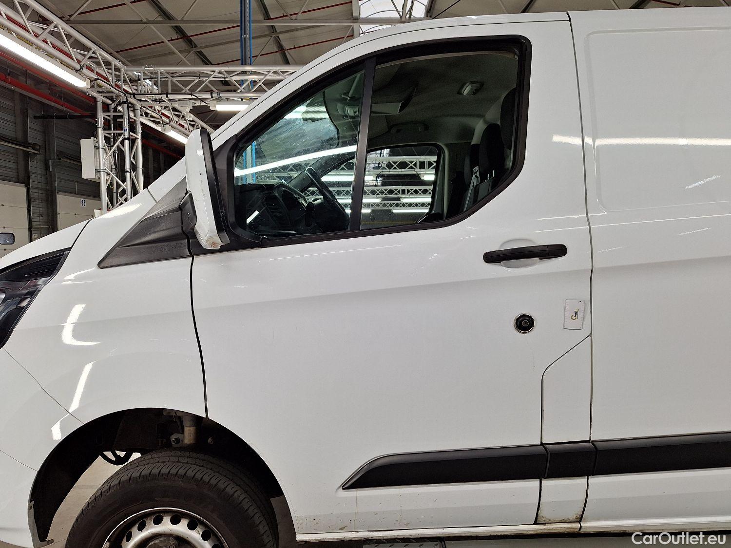  Ford  Transit Ford, _Trans.Custom FL'18, Ford  Custom 300L 2.0TD130Pk/96Kw M6 FWD Tr #33