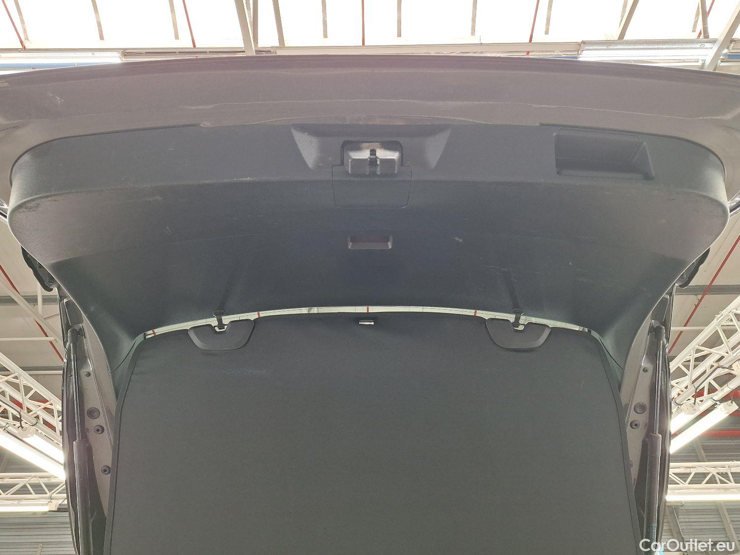  Ford  Kuga Ford,  '19 PHEV, Ford  2.5i PHEV Aut. 165kW ST-Line 5d #19