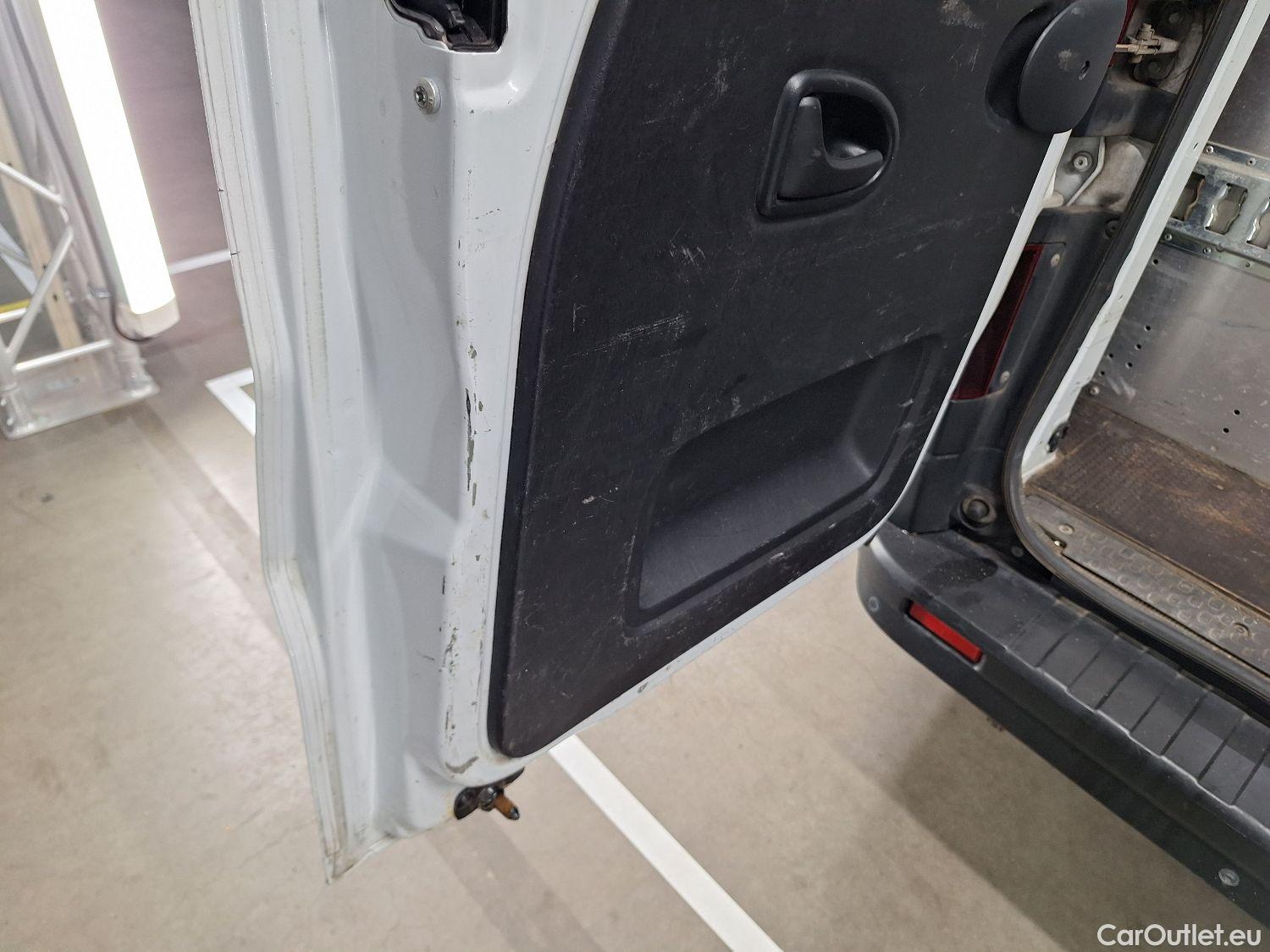  Renault  Trafic Renault, _ '14, Renault  L1H1 dCi 145 Grand Confort 2.9T 4d #31