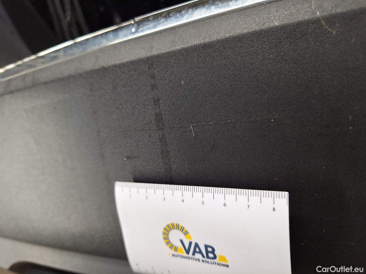  Peugeot  5008 Peugeot,  '16, Peugeot  1.2 PureTech 96kW S&S EAT8 Allure 5d #8