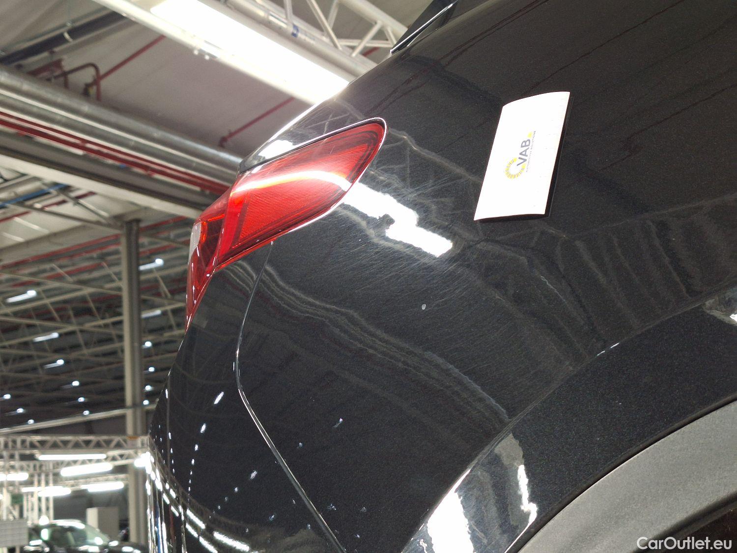  Alfa Romeo   STELVIO Alfa Romeo, '17, Alfa Romeo 2.2 D 160 Super 5d #15