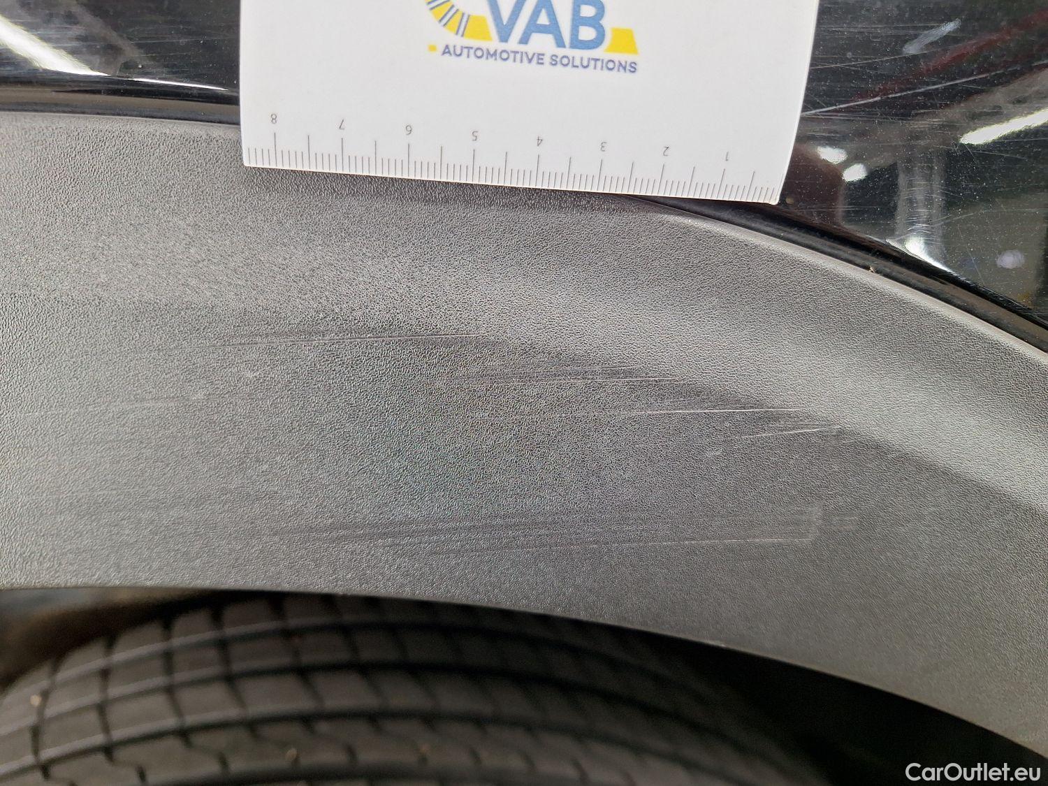  Peugeot  5008 Peugeot,  '16, Peugeot  1.2 PureTech 96kW S&S EAT8 Allure 5d #22