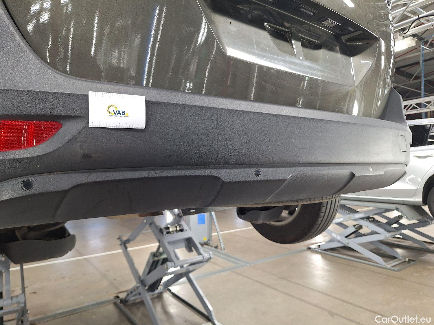  Peugeot  5008 Peugeot,  '16, Peugeot  1.2 PureTech 96kW S&S EAT8 Active 5d #20