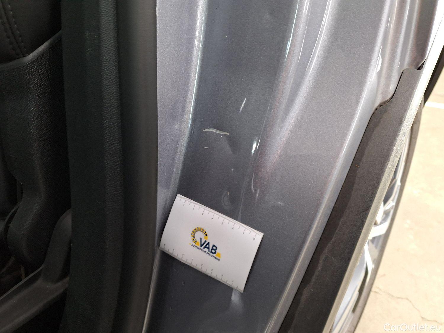  Peugeot  5008 Peugeot,  FL'20, Peugeot  1.5 BlueHDi 96kW S&S EAT8 Allure Pack #47