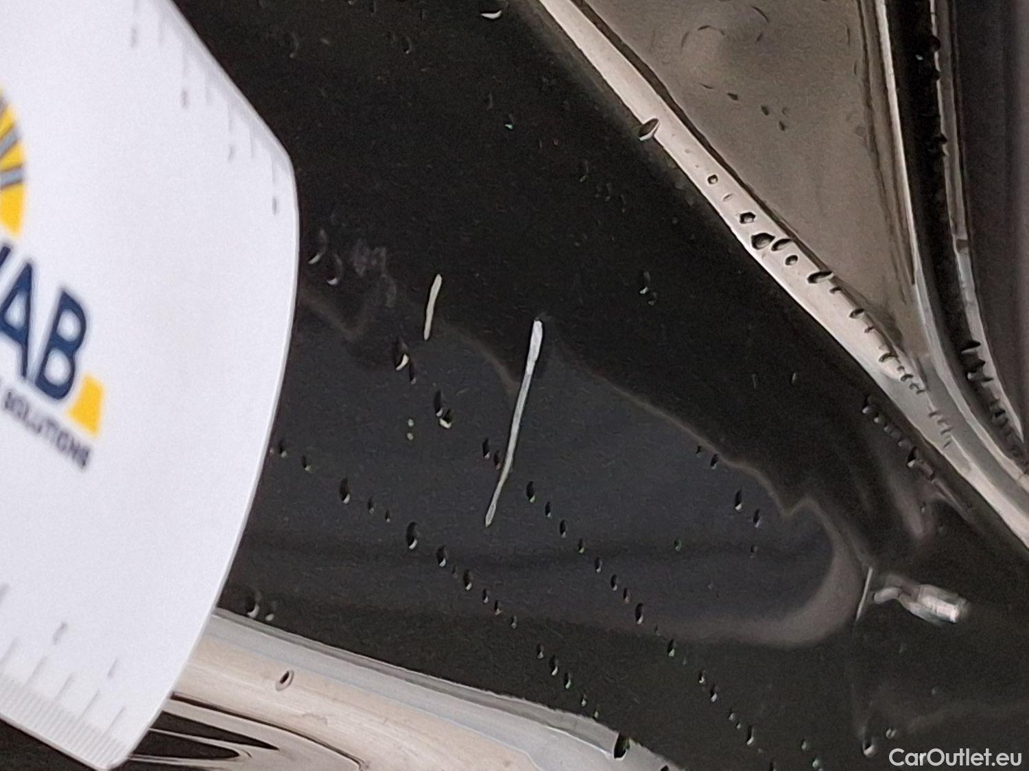  Peugeot  5008 Peugeot,  '16, Peugeot  1.2 PureTech 96kW S&S EAT8 Active 5d #28