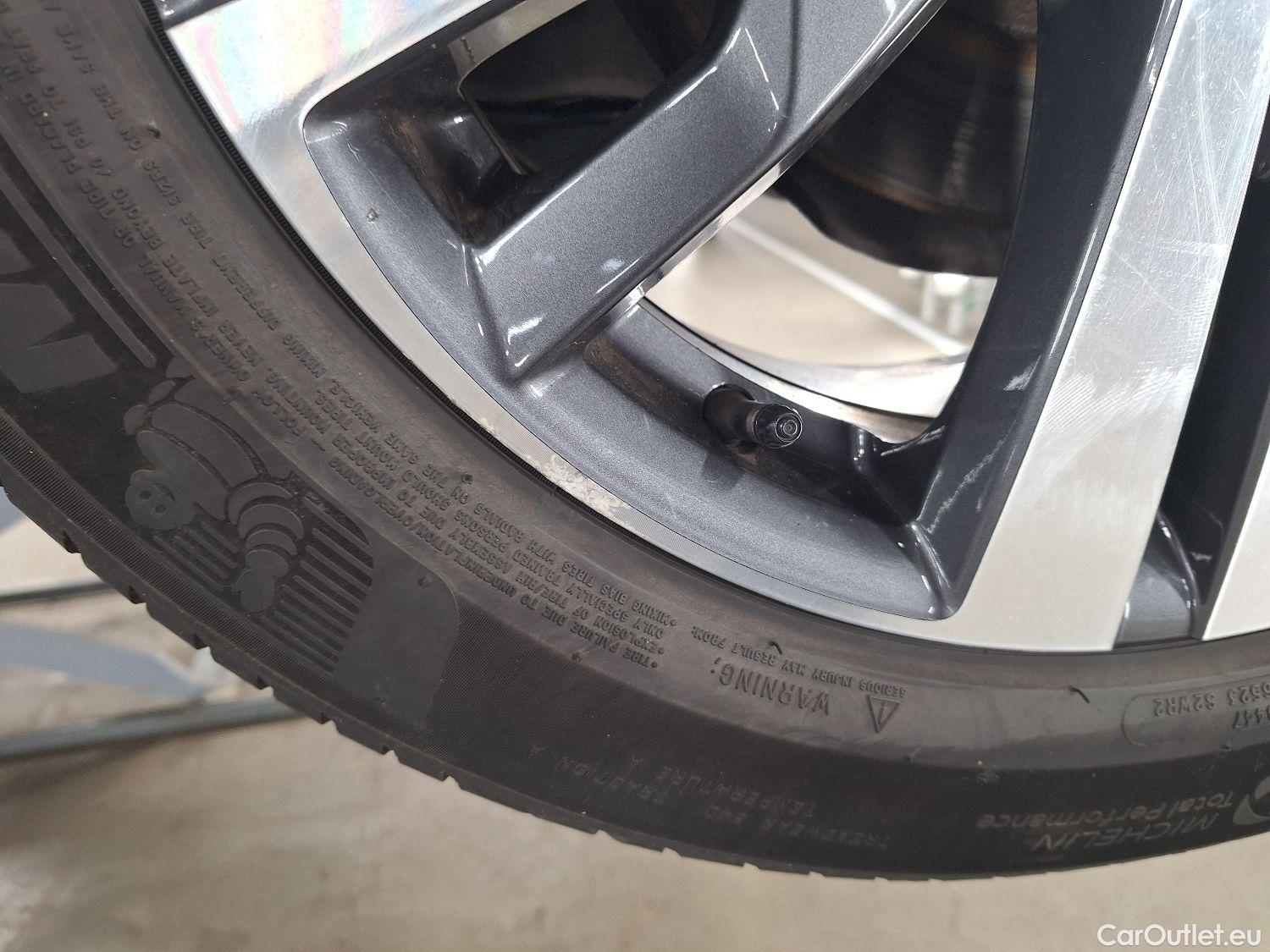  Peugeot  5008 Peugeot,  FL'20, Peugeot  1.5 BlueHDi 96kW S&S EAT8 Allure Pack #8