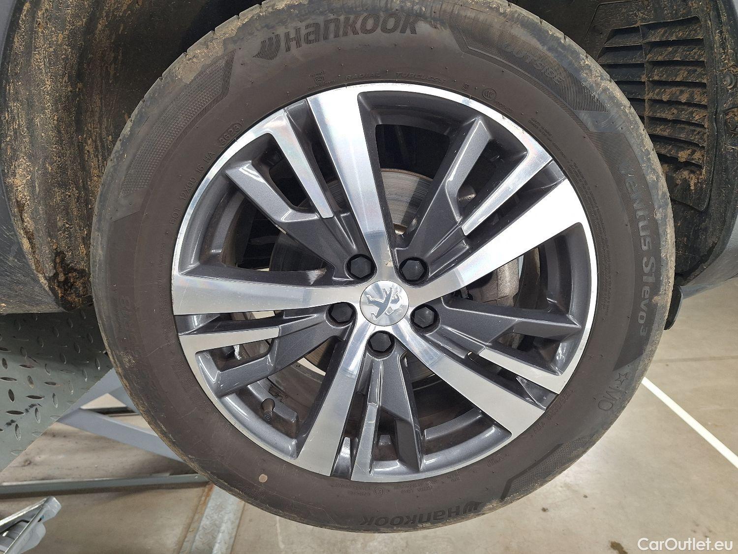  Peugeot  5008 Peugeot,  FL'20, Peugeot  1.5 BlueHDi 96kW S&S EAT8 Allure Pack #3