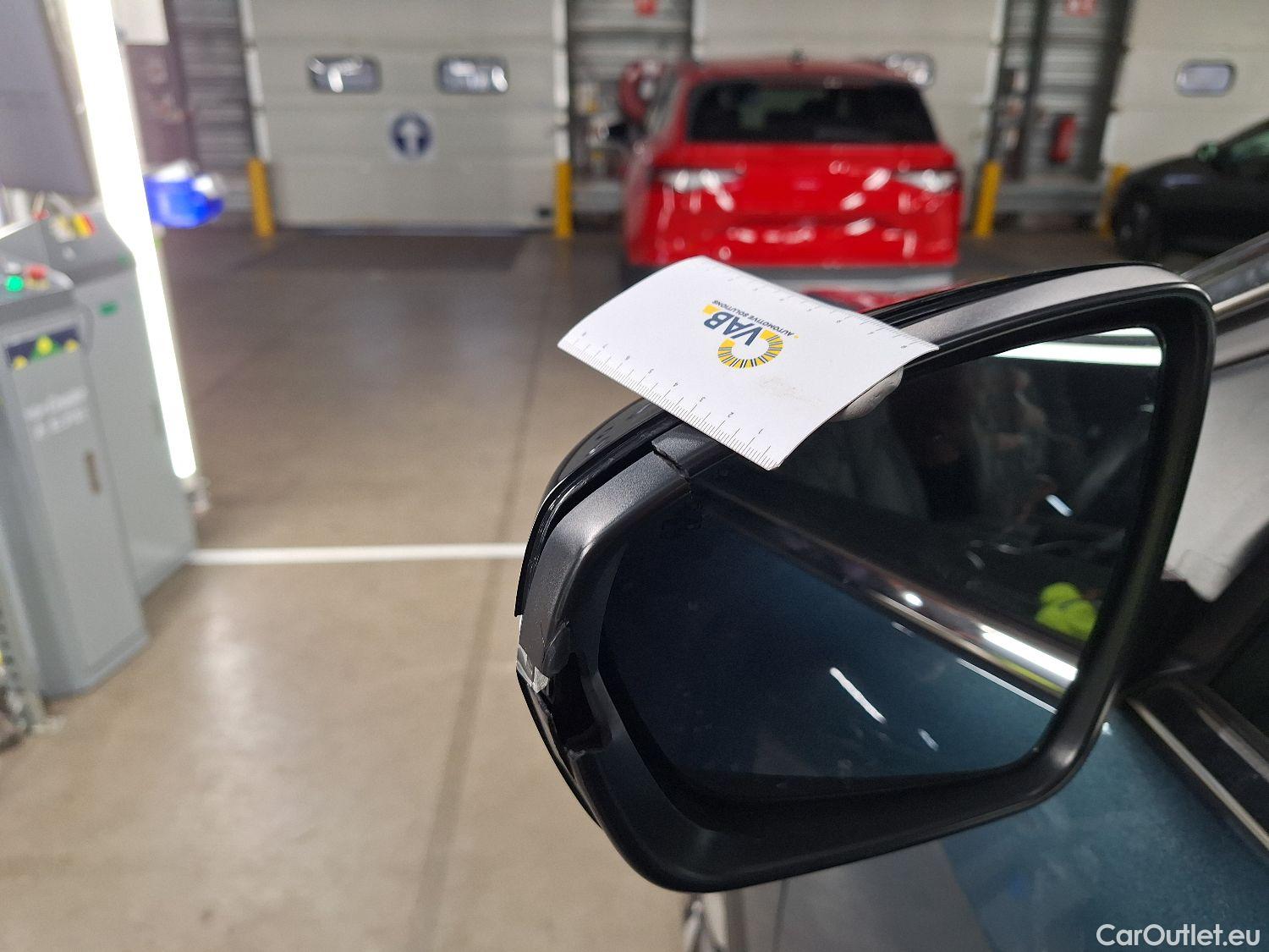  Peugeot  5008 Peugeot,  '16, Peugeot  1.5 BlueHDi 96kW S&S EAT8 GT Line 5d #16