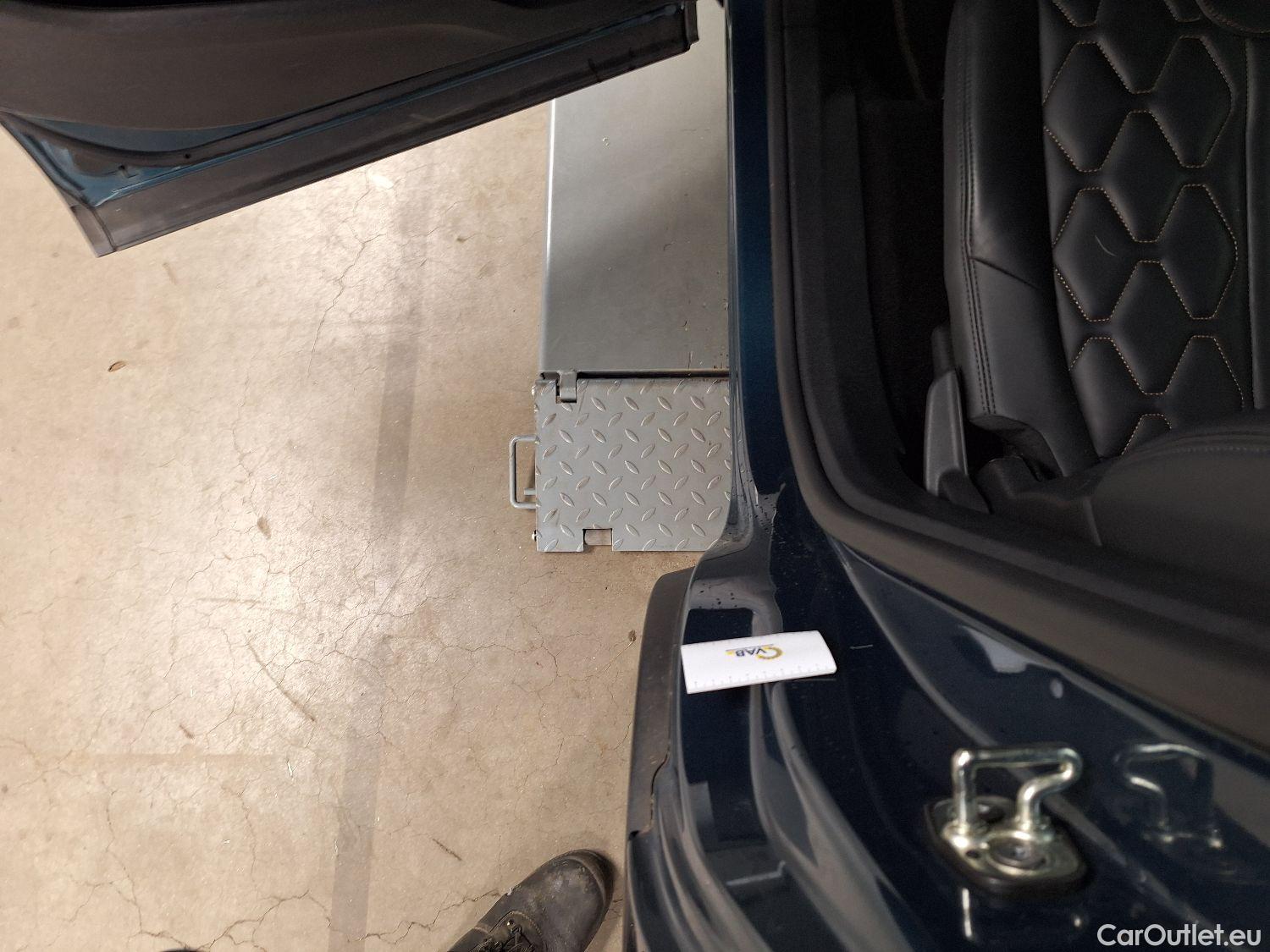  Peugeot  5008 Peugeot,  '16, Peugeot  1.5 BlueHDi 96kW S&S EAT8 GT Line 5d #55