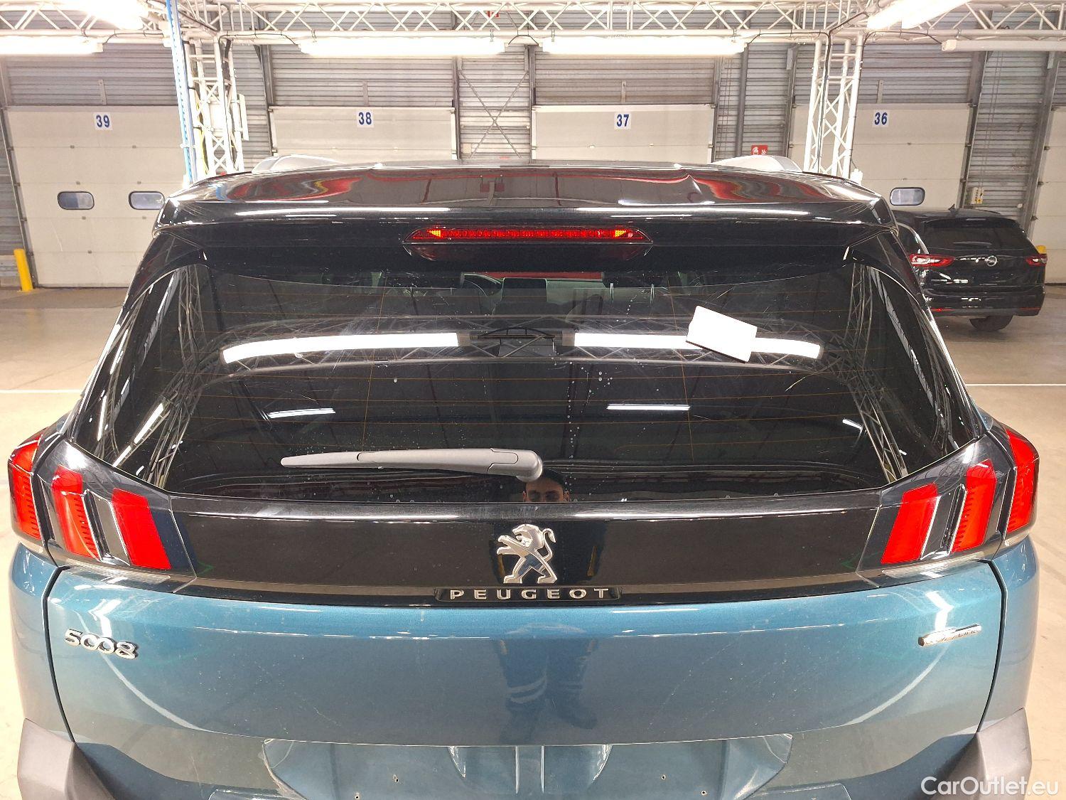  Peugeot  5008 Peugeot,  '16, Peugeot  1.5 BlueHDi 96kW S&S EAT8 GT Line 5d #54