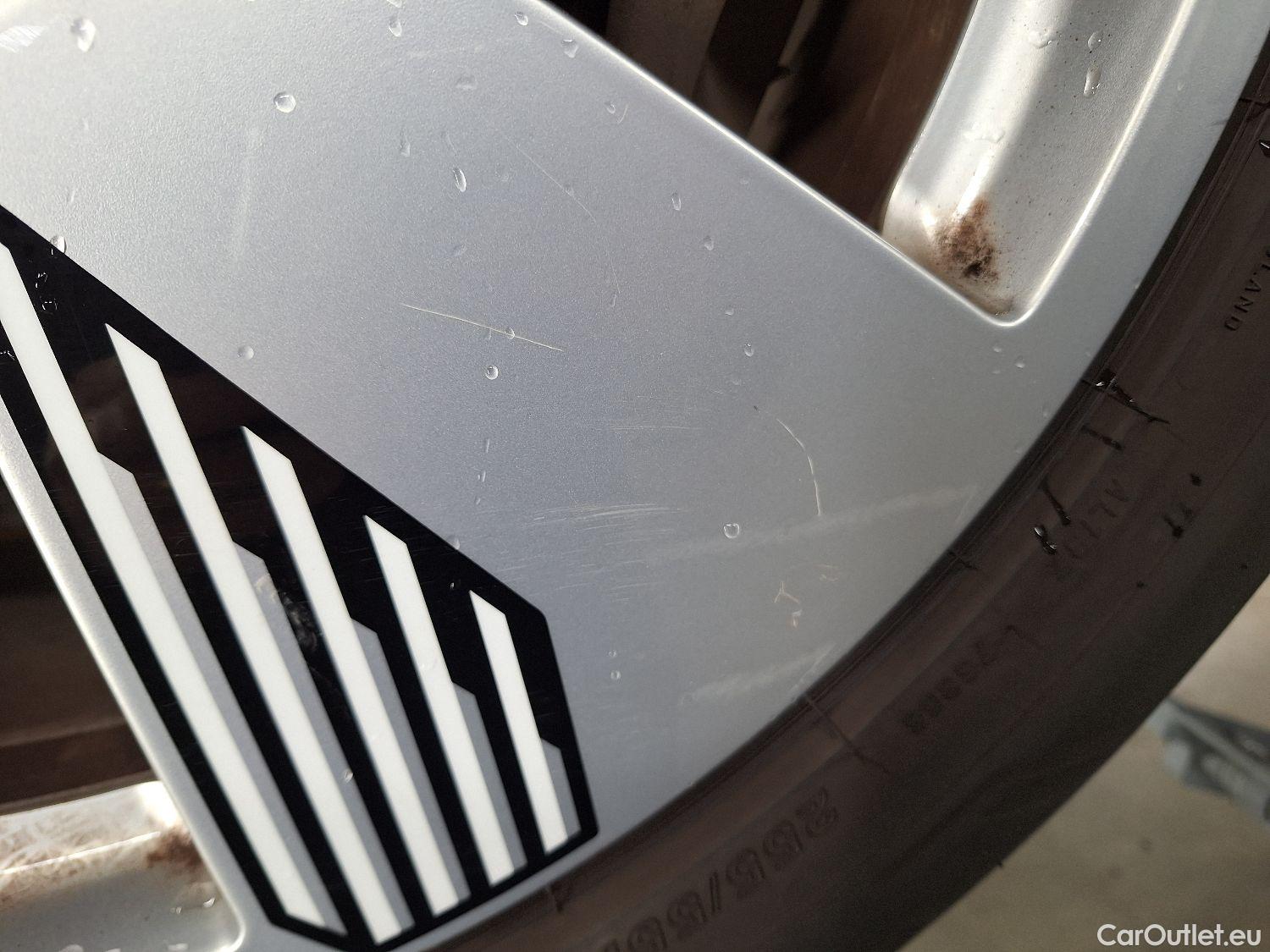  Audi  E-TRON Audi,  '19 BEV, Audi  55 Quattro 5d #10