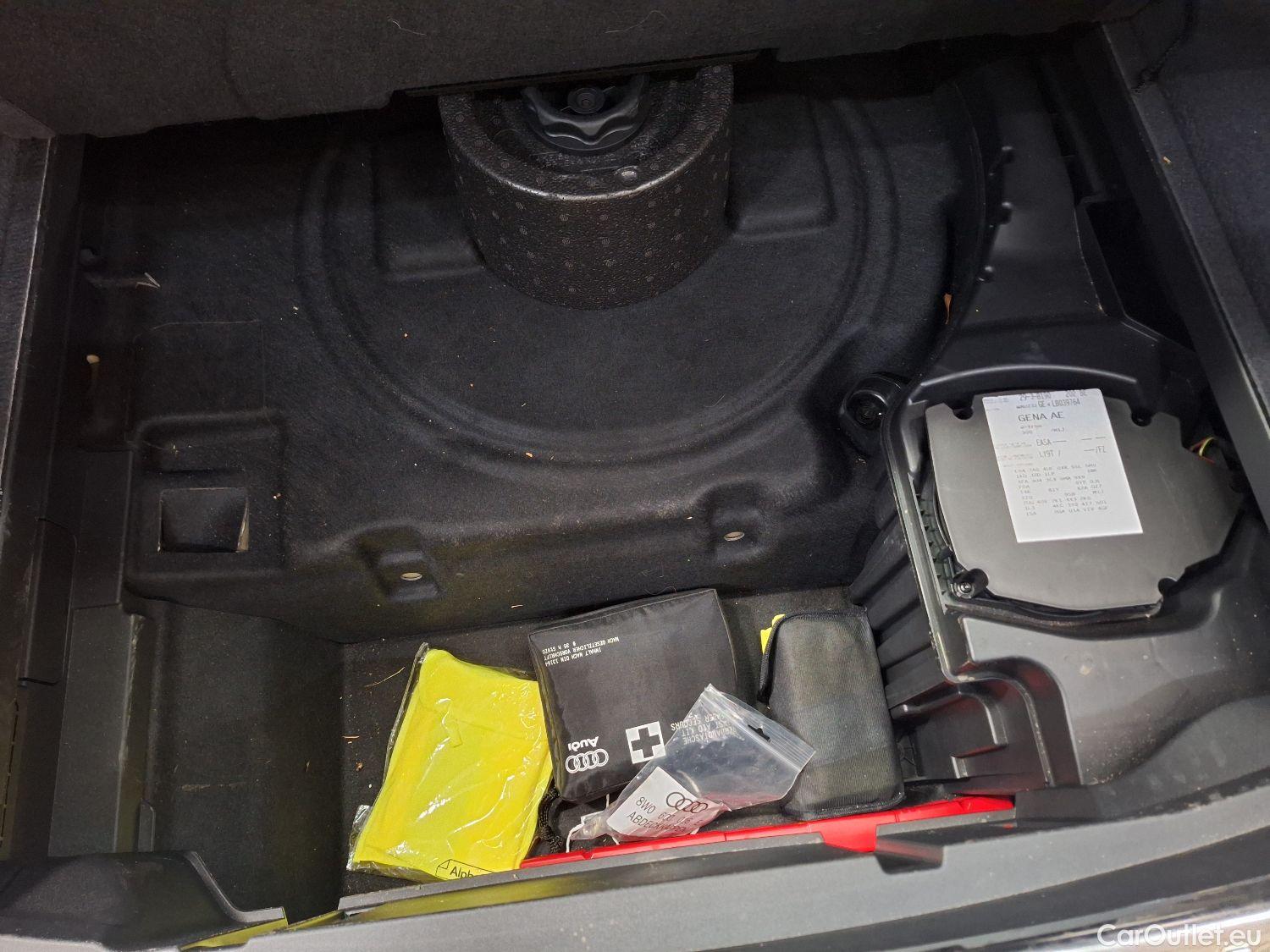  Audi  E-TRON Audi,  '19 BEV, Audi  55 Quattro 5d #1