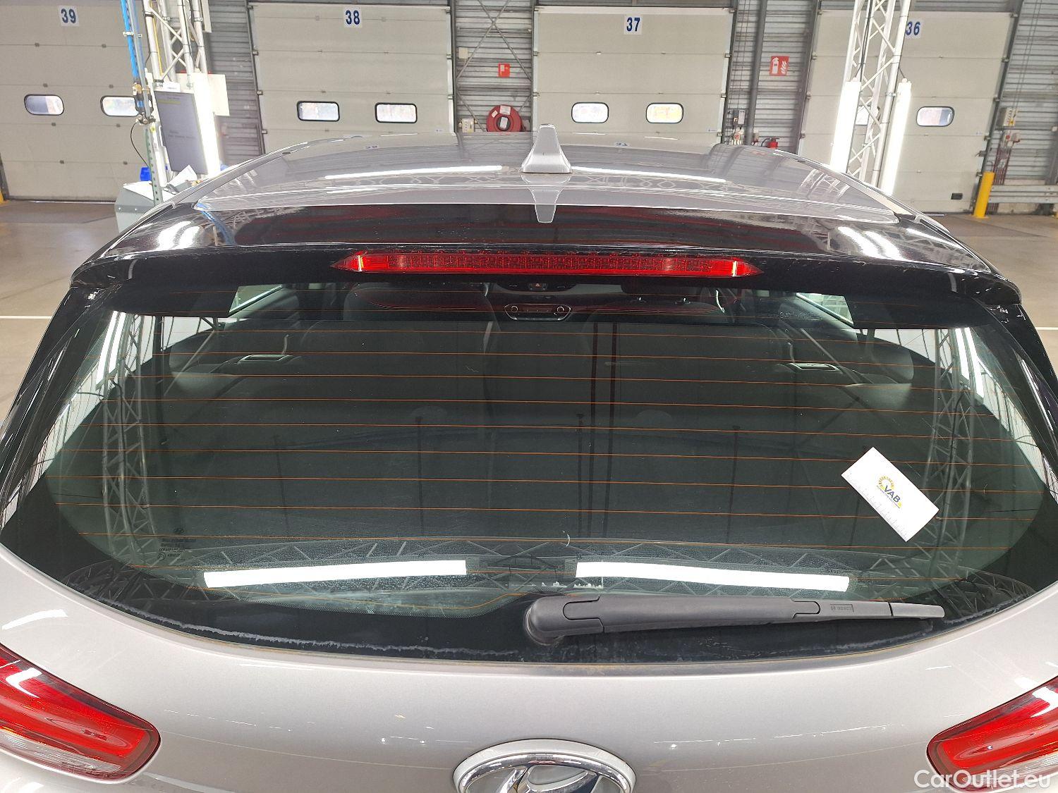  Hyundai  i30 Hyundai,  FL'20, Hyundai  5D 1.0 T-GDi 88kW Twist 5d #25