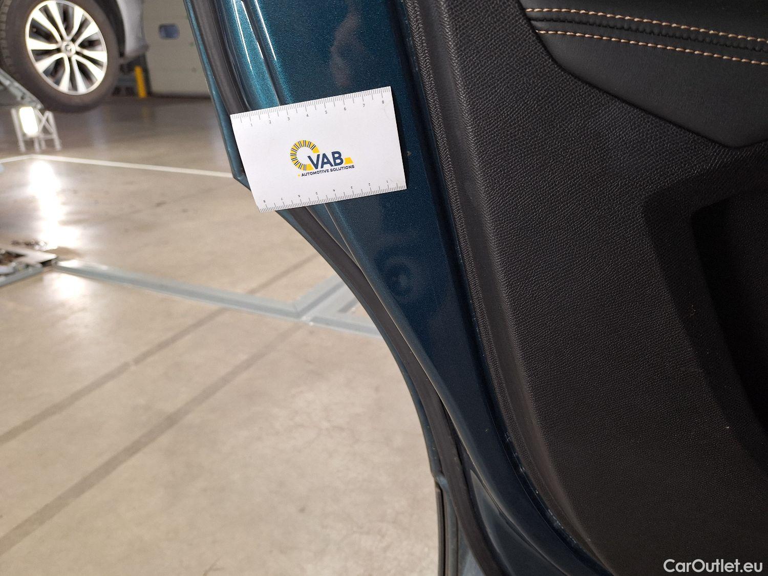  Peugeot  5008 Peugeot,  '16, Peugeot  1.5 BlueHDi 96kW S&S EAT8 GT Line 5d 7pl #20