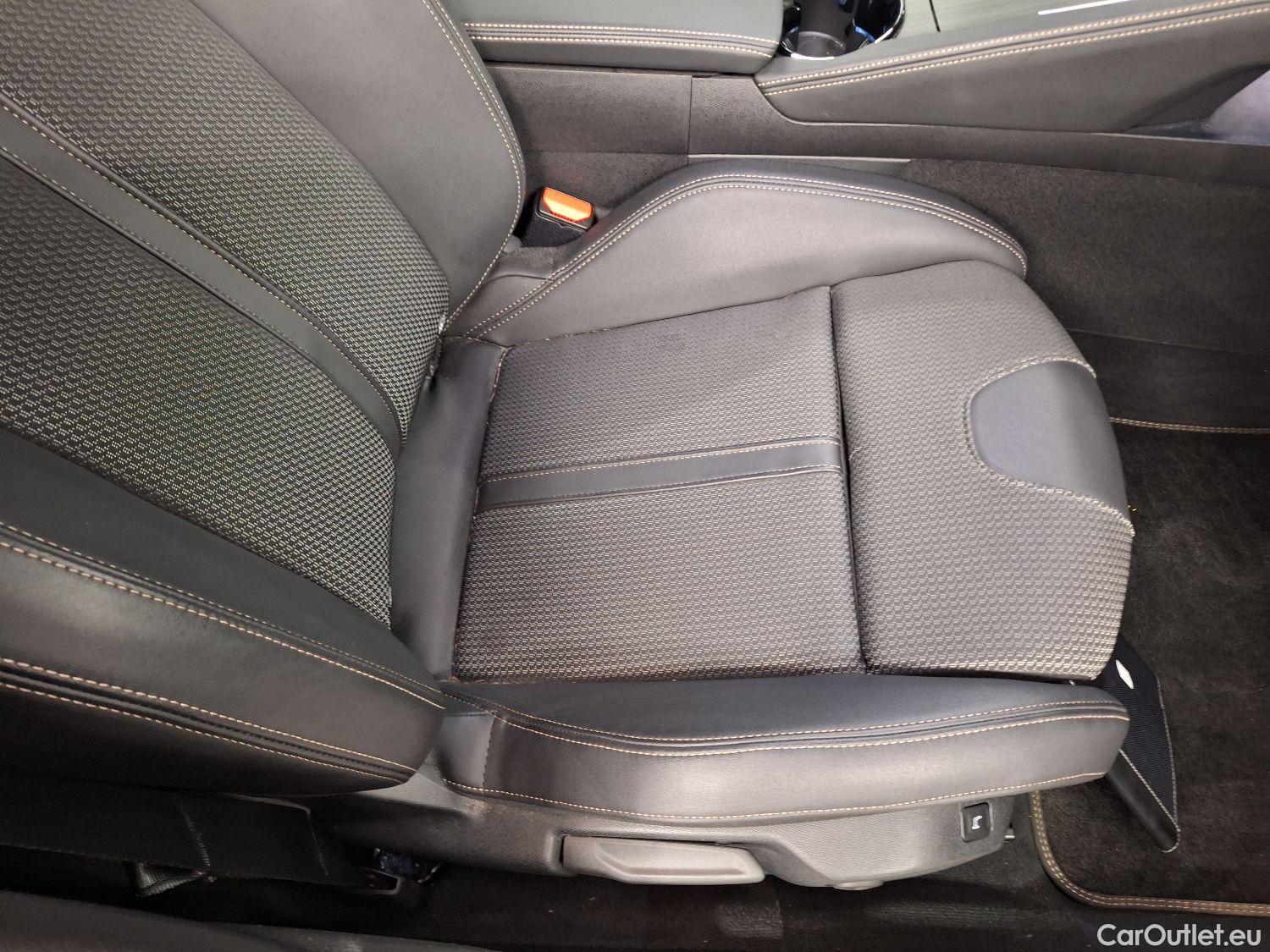  Peugeot  508 Peugeot,  SW '18, Peugeot  SW 1.5 BlueHDi 130 S&S EAT8 GT 5d #43