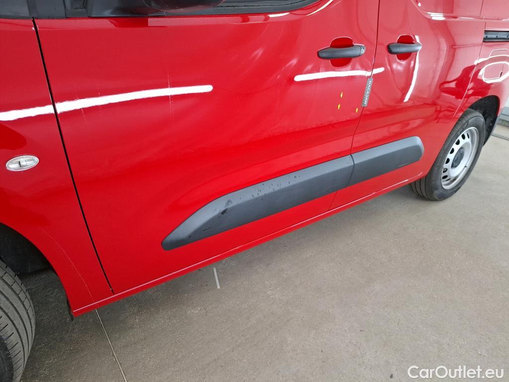  Citroen  Berlingo CITROEN  VU 4p Fourgonnette M 650kg BlueHDi 130 S&S EAT8 Driver #1