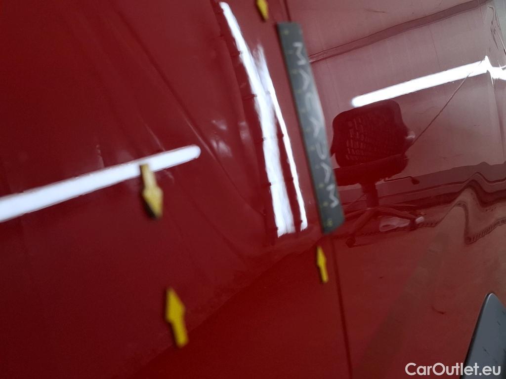  Citroen  Berlingo CITROEN  VU 4p Fourgonnette M 650kg BlueHDi 130 S&S EAT8 Driver #2