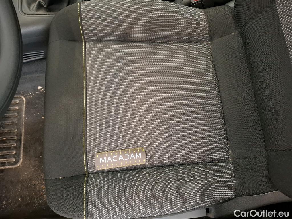  Citroen  C3 CITROEN  Société VU 5p Berline PureTech 82 BVM Feel Nav #17