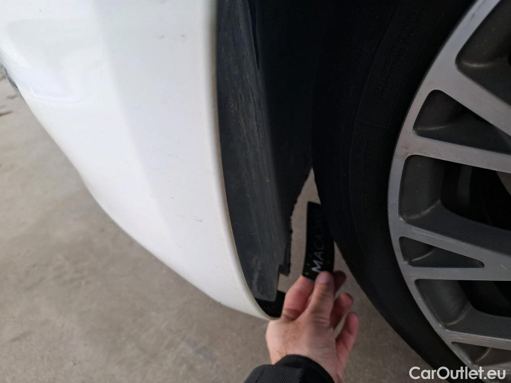  Fiat  500 FIAT C / 2015 / 2P / Cabriolet 1.0 70ch BSG Star #23