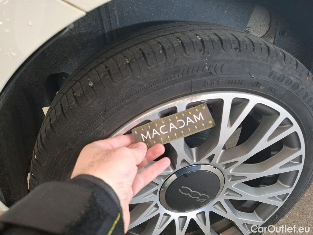  Fiat  500 FIAT C / 2015 / 2P / Cabriolet 1.0 70ch BSG Star #27