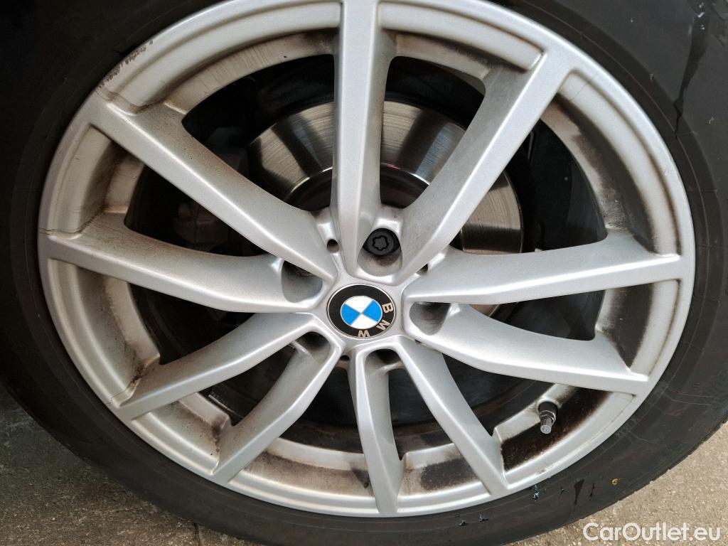  Bmw  Serie 3 BMW Série 3 Berline / 2022 / 4P / Berline 318i 156ch Business Design BVA8 #3