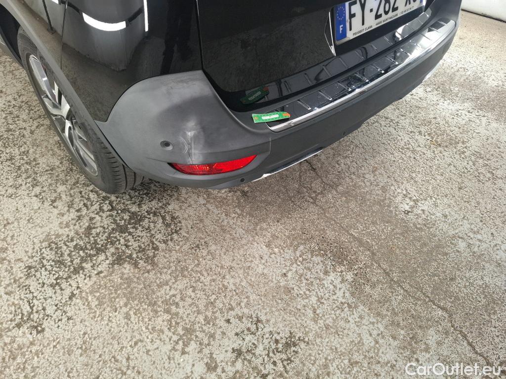  Peugeot  5008  Allure Pack 1.5 HDi 130CV BVA8 7 Sieges E6d #21