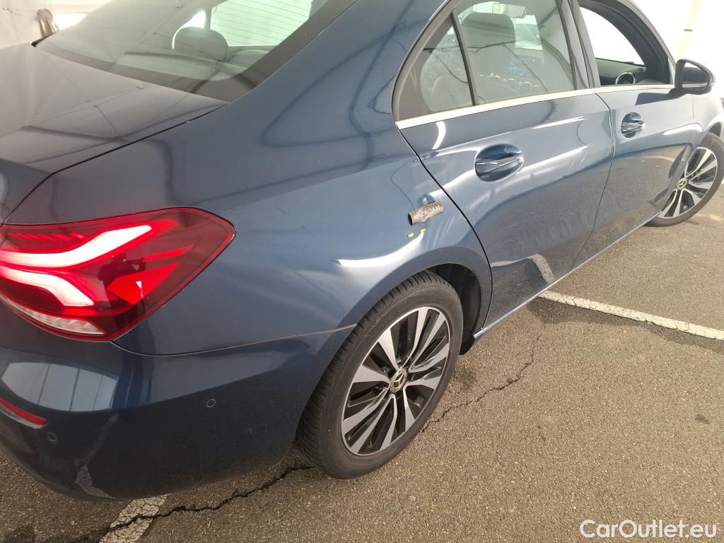  Mercedes  A-Klasse MERCEDES-BENZ Classe A Berline / 2018 / 4P / Berline A 180 d Business Line 8G-DCT #13