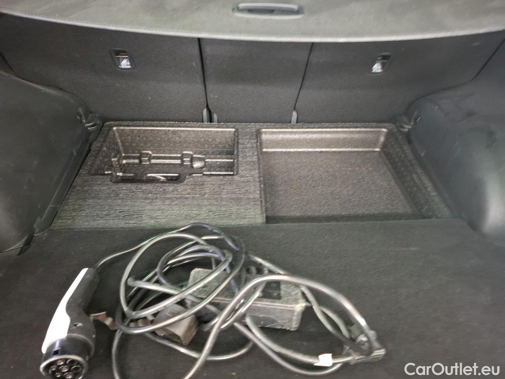  KIA  Sportage KIA  / 2021 / 5P / SUV 1.6 T-GDI 265 PHEV AUTO 4WD GT-LINE PREM #5