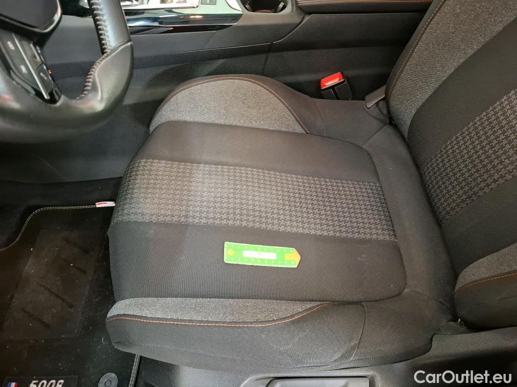  Peugeot  5008  Active Business 1.2 PureTech 130CV BVA8 7 Sieges E6d #52