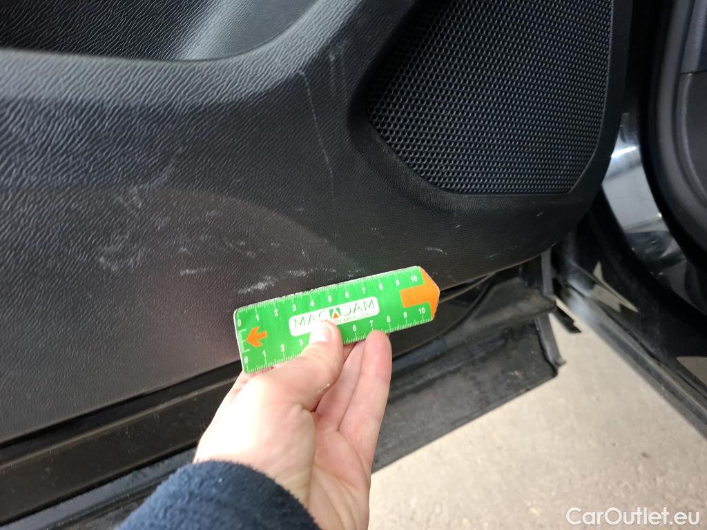  Peugeot  5008  Active Business 1.2 PureTech 130CV BVA8 7 Sieges E6d #37