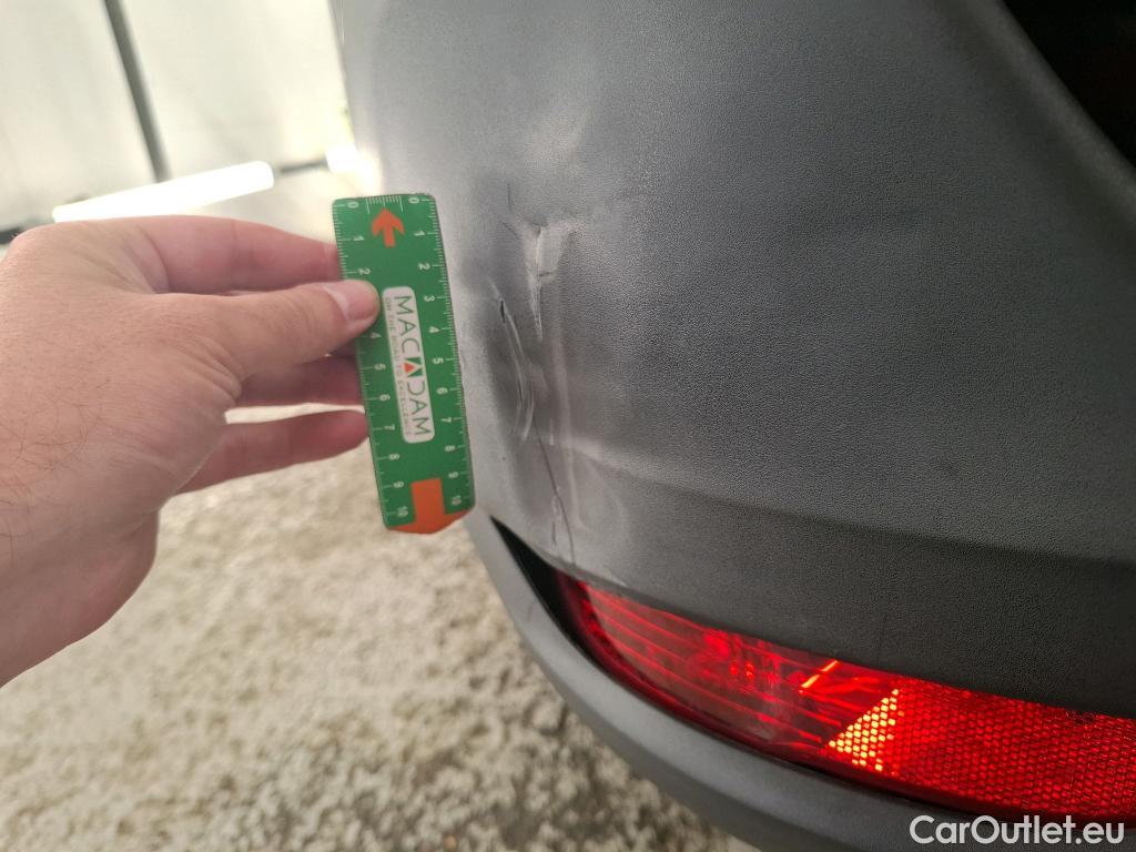  Peugeot  5008  Allure Pack 1.5 HDi 130CV BVA8 7 Sieges E6d #2