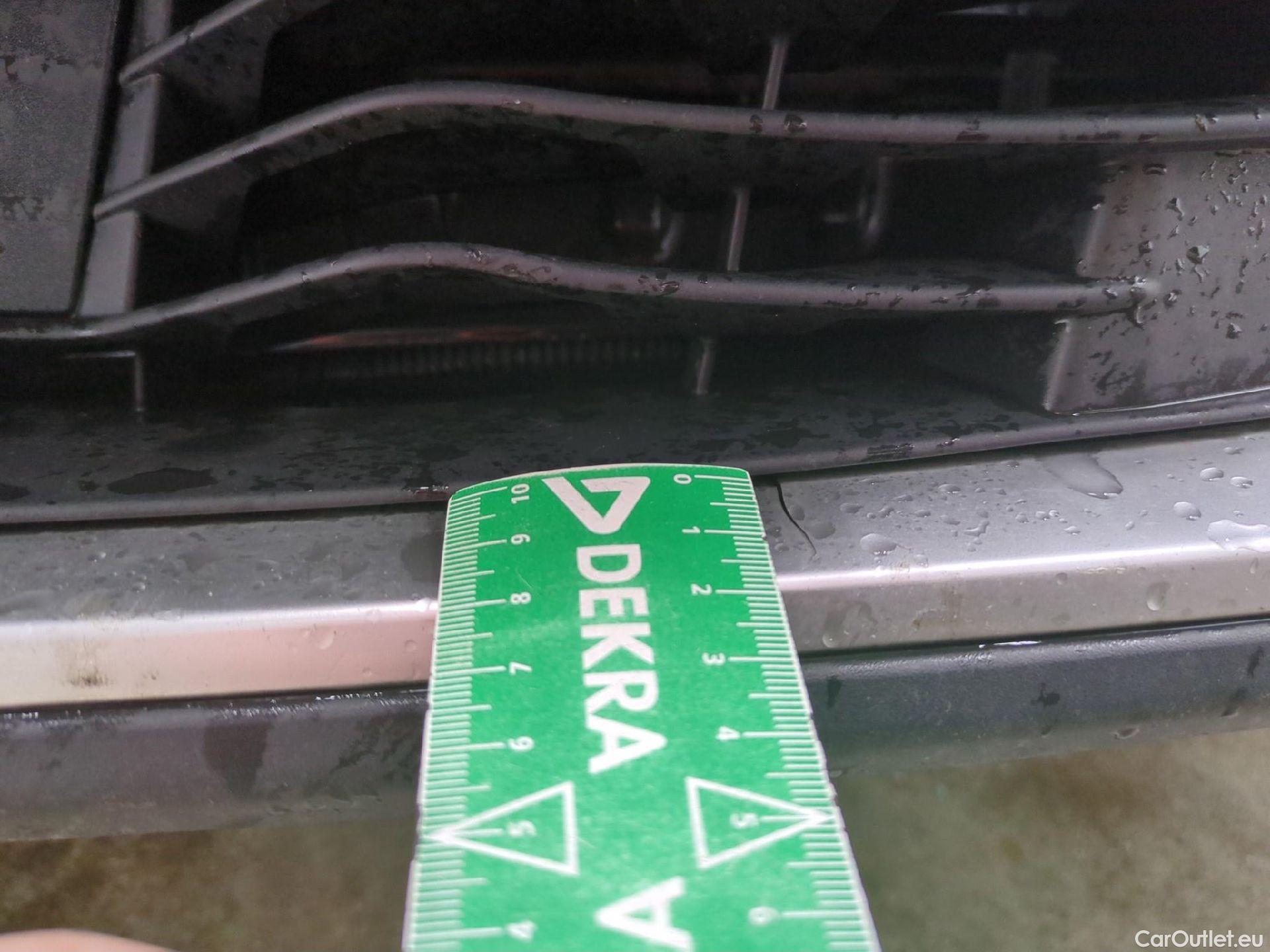  Peugeot  2008  Allure Business 1.2 PureTech 130CV BVA8 E6d #24