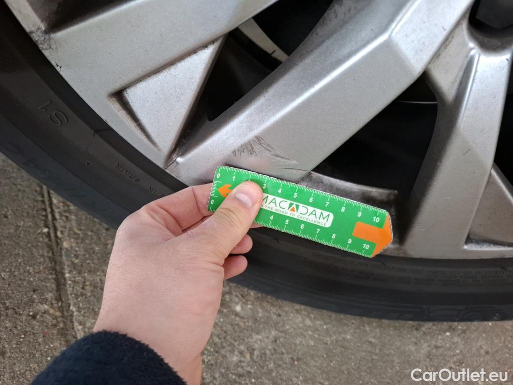  Peugeot  5008  Active Business 1.2 PureTech 130CV BVA8 7 Sieges E6d #33