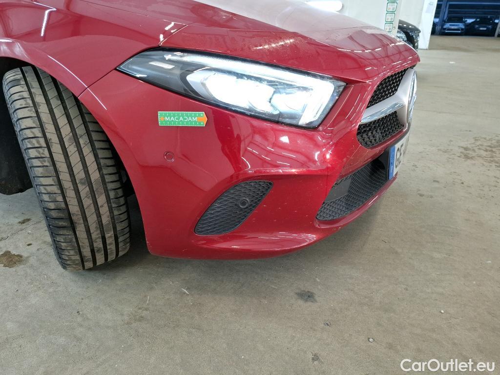  Mercedes  A-Klasse MERCEDES-BENZ Classe A Compact / 2018 / 5P / Berline A 200 d Business Line 8G-DCT #3