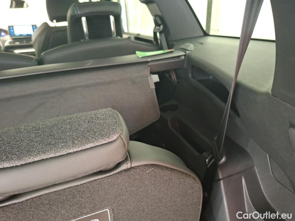  Peugeot  5008  Allure Pack 1.5 HDi 130CV BVA8 7 Sieges E6d #19