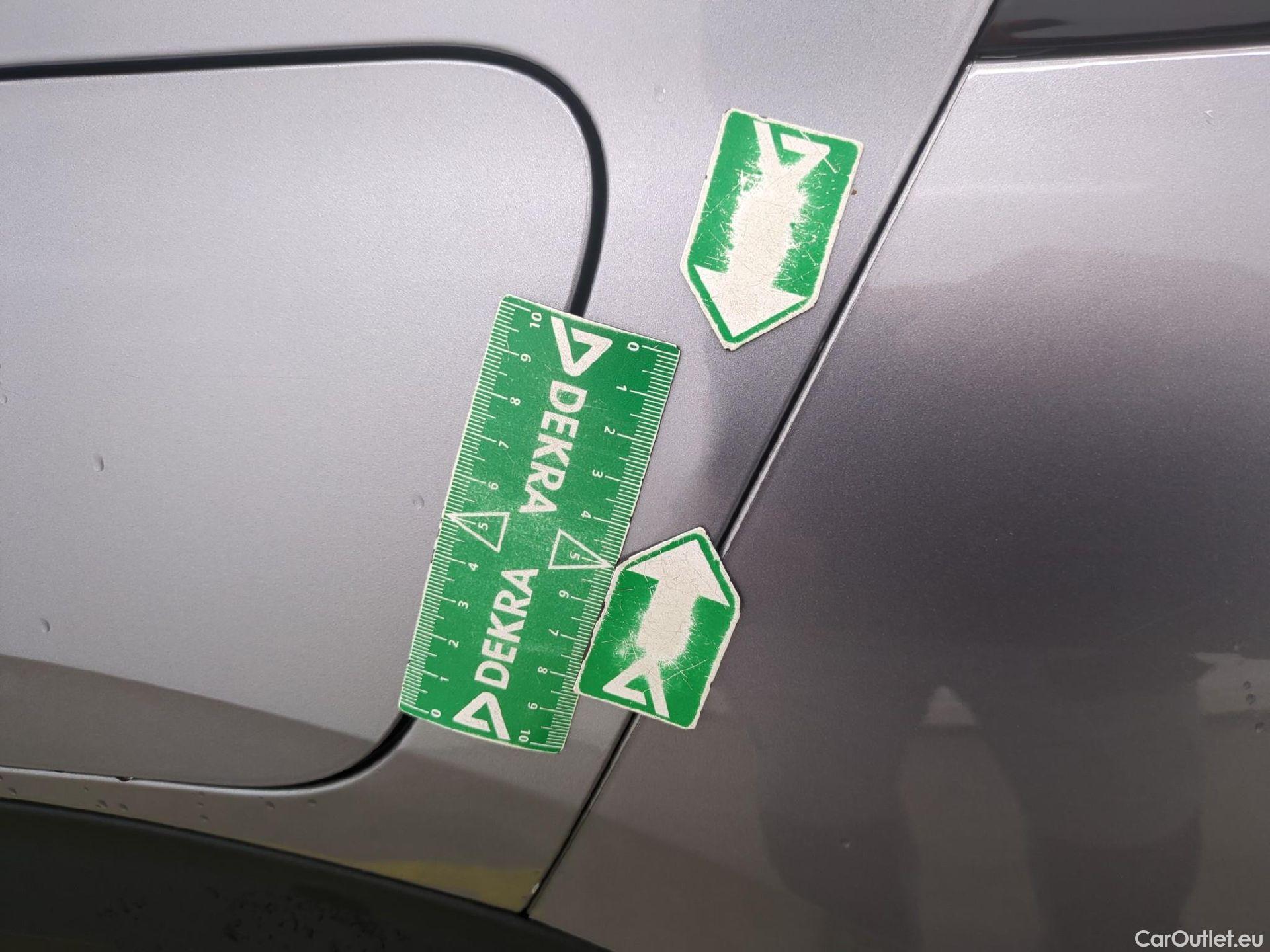  Peugeot  2008  Allure Business 1.2 PureTech 130CV BVA8 E6d #33