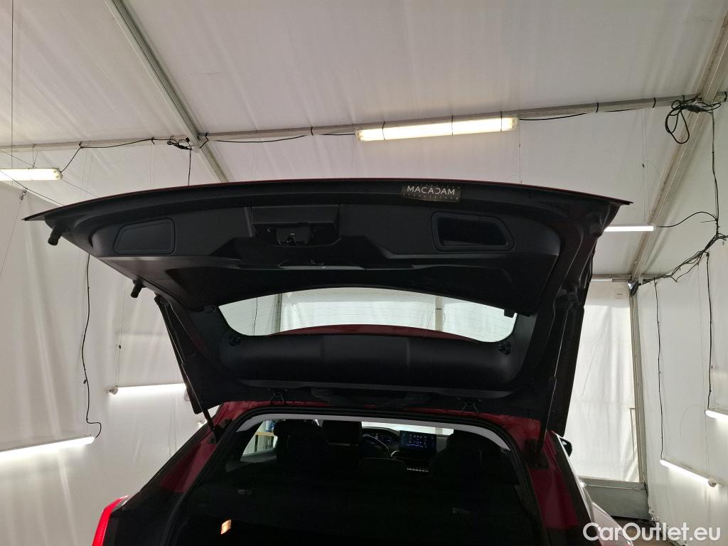  Peugeot  3008  II Active Pack 1.5 HDi 130CV BVA8 E6d #1