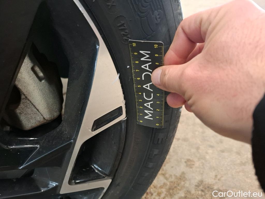  KIA  Sportage KIA  / 2021 / 5P / SUV 1.6 T-GDI 265 PHEV AUTO 4WD GT-LINE PREM #18