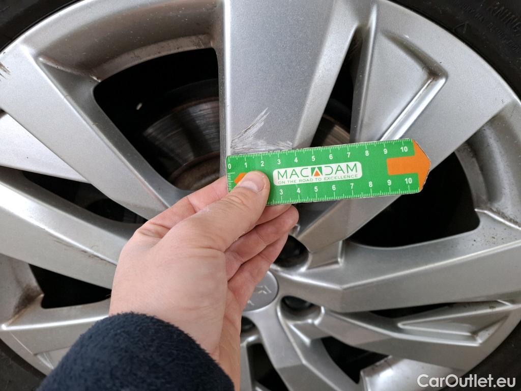  Peugeot  5008  Active Business 1.2 PureTech 130CV BVA8 7 Sieges E6d #22