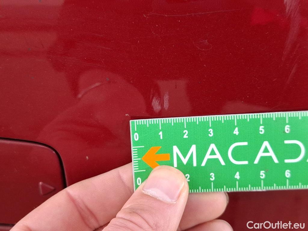  Mercedes  A-Klasse MERCEDES-BENZ Classe A Compact / 2018 / 5P / Berline A 200 d Business Line 8G-DCT #11