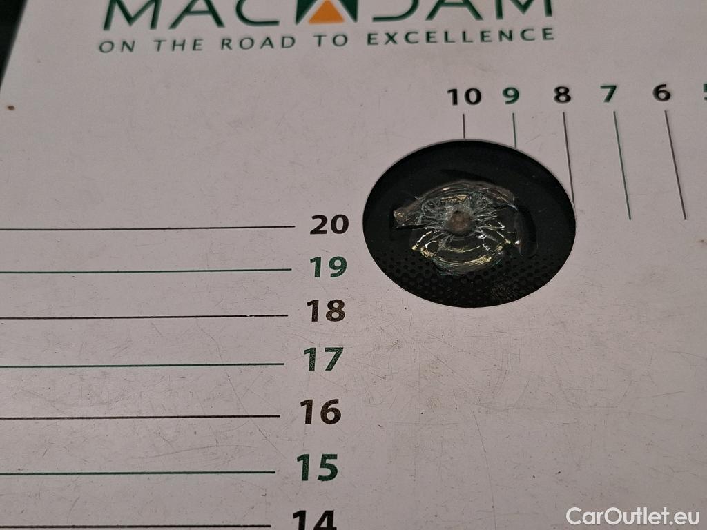  Mercedes  A-Klasse MERCEDES-BENZ Classe A Berline / 2018 / 4P / Berline A 180 d Business Line 8G-DCT #2