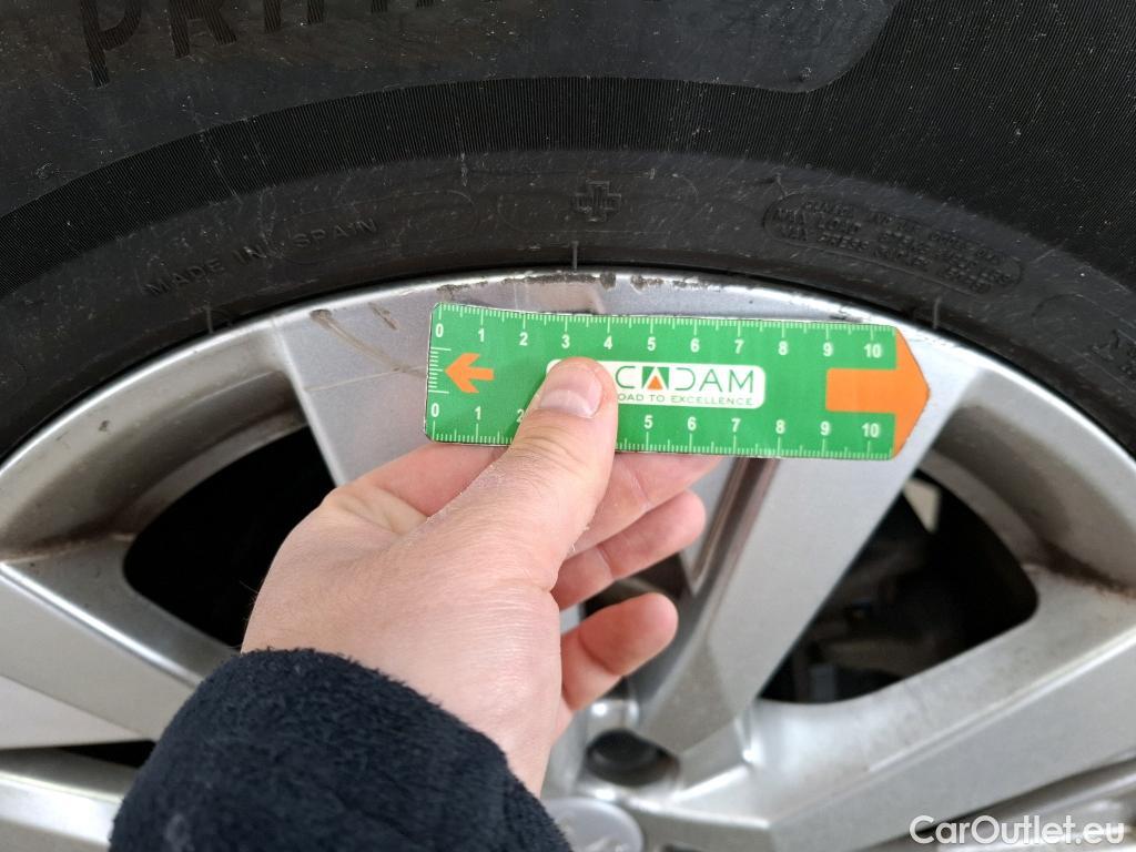  Peugeot  5008  Active Business 1.2 PureTech 130CV BVA8 7 Sieges E6d #10