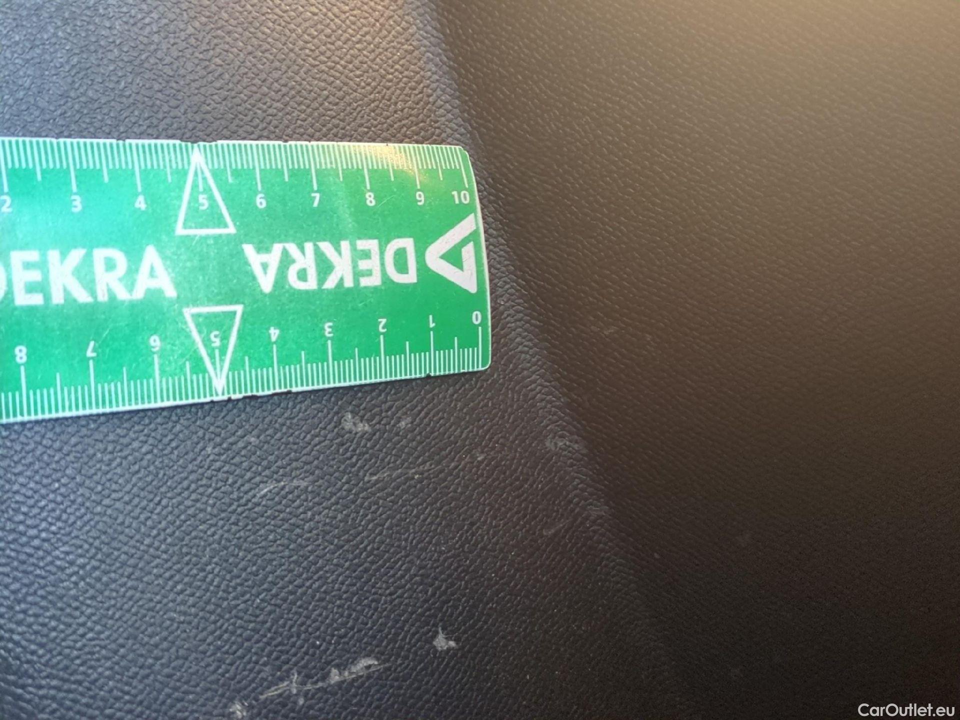  Peugeot  2008  Allure Business 1.2 PureTech 130CV BVA8 E6d #10