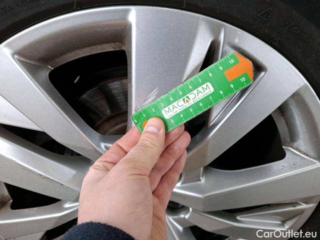  Peugeot  5008  Active Business 1.2 PureTech 130CV BVA8 7 Sieges E6d #20