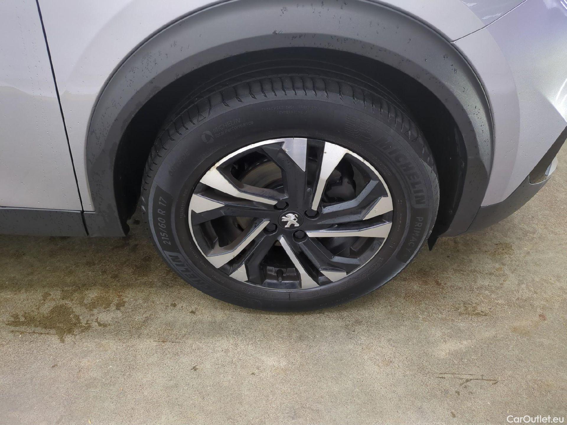  Peugeot  2008  Allure Business 1.2 PureTech 130CV BVA8 E6d #18