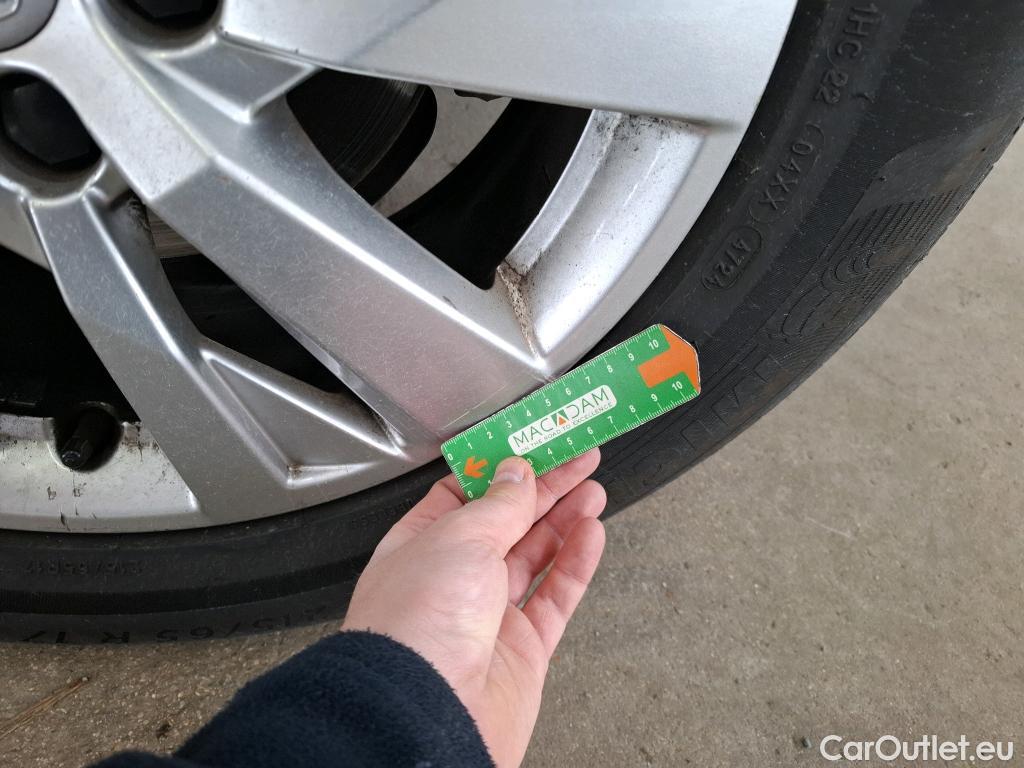  Peugeot  5008  Active Business 1.2 PureTech 130CV BVA8 7 Sieges E6d #14